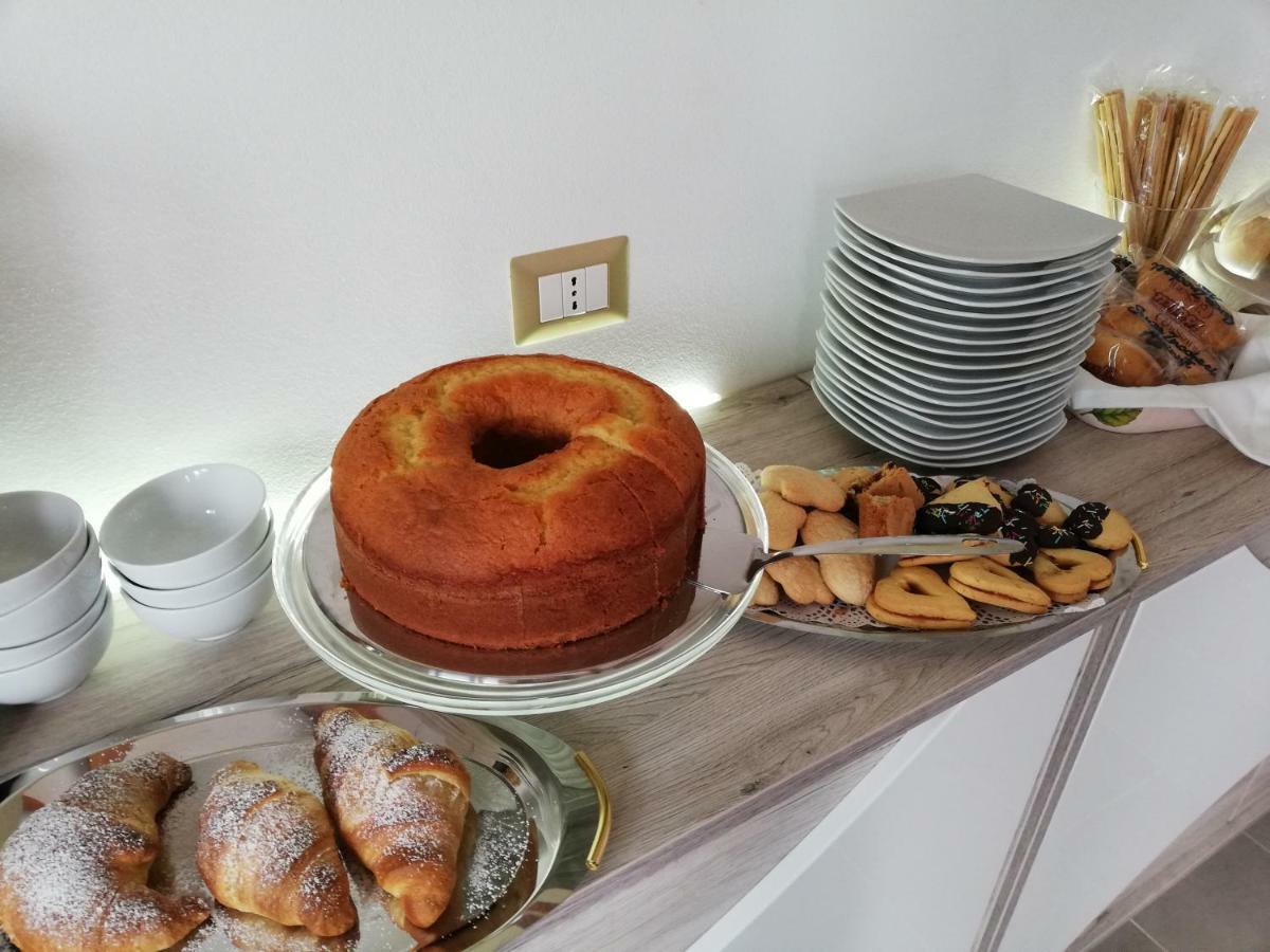 B&B Fiori Di Pesco Fertilia Εξωτερικό φωτογραφία